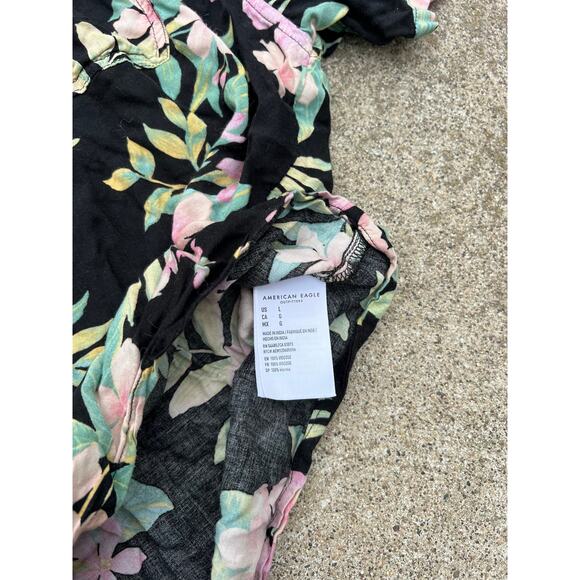 American Eagle Black Floral Collared Button Down Tie Front Blouse Size Large - Picture 5 of 6
